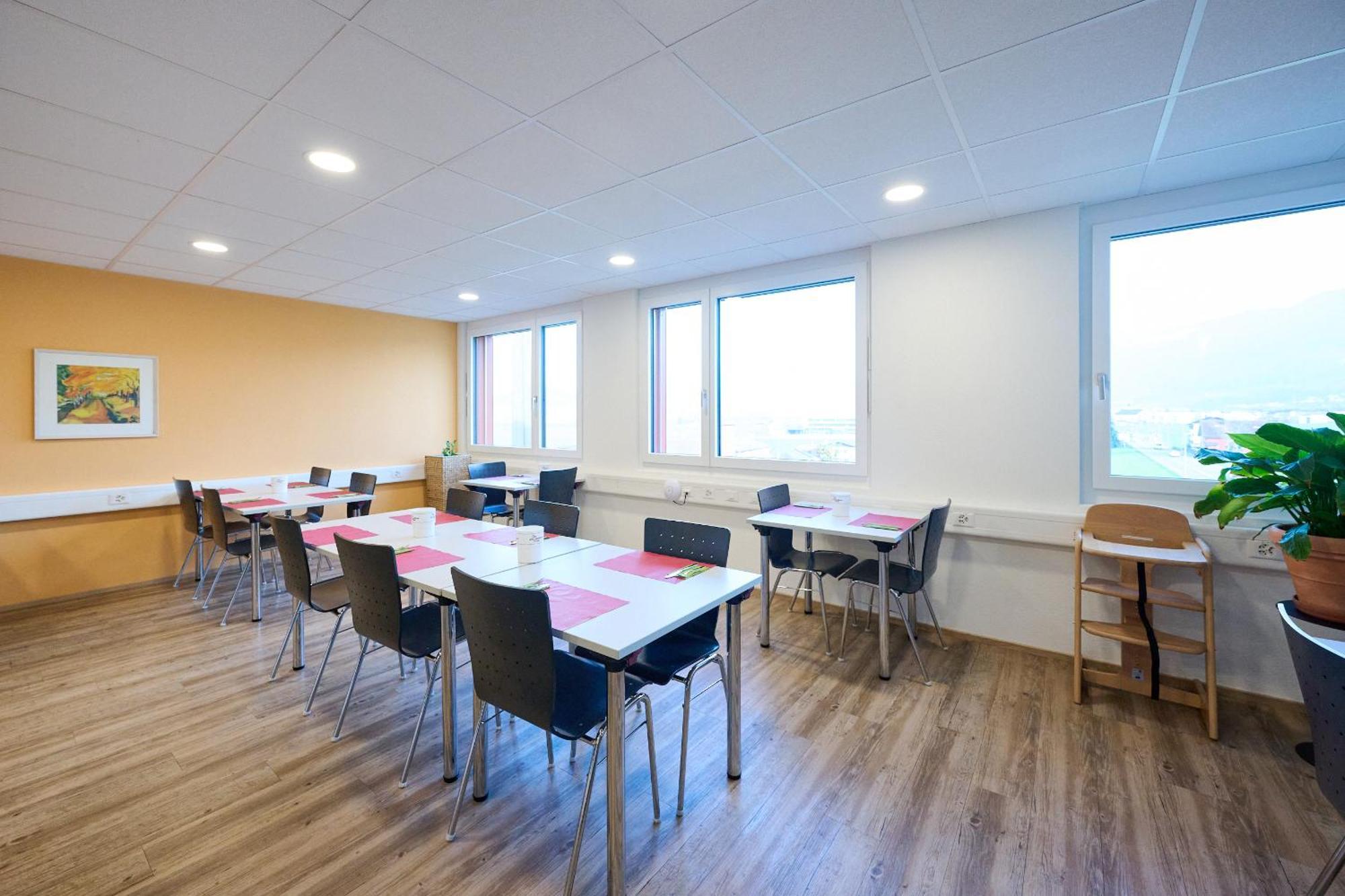 Hotel Am Kreisel Self-Check-In By Smart Hotels Lachen Exterior photo