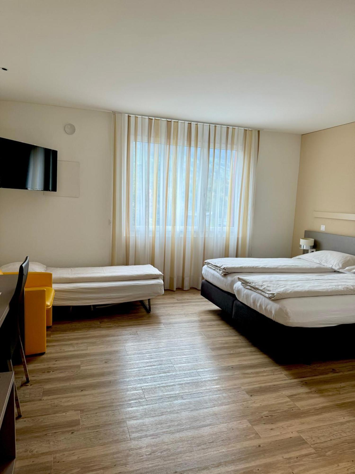 Hotel Am Kreisel Self-Check-In By Smart Hotels Lachen Exterior photo